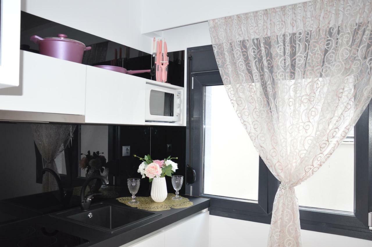 S. Luxury Princess Suite Nea Kallikrateia Extérieur photo