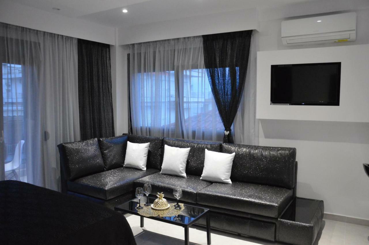 S. Luxury Princess Suite Nea Kallikrateia Extérieur photo